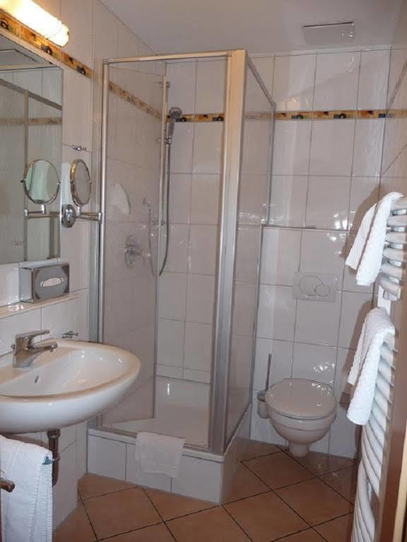 Zum Waldhorn Hotel Peterstal Екстериор снимка