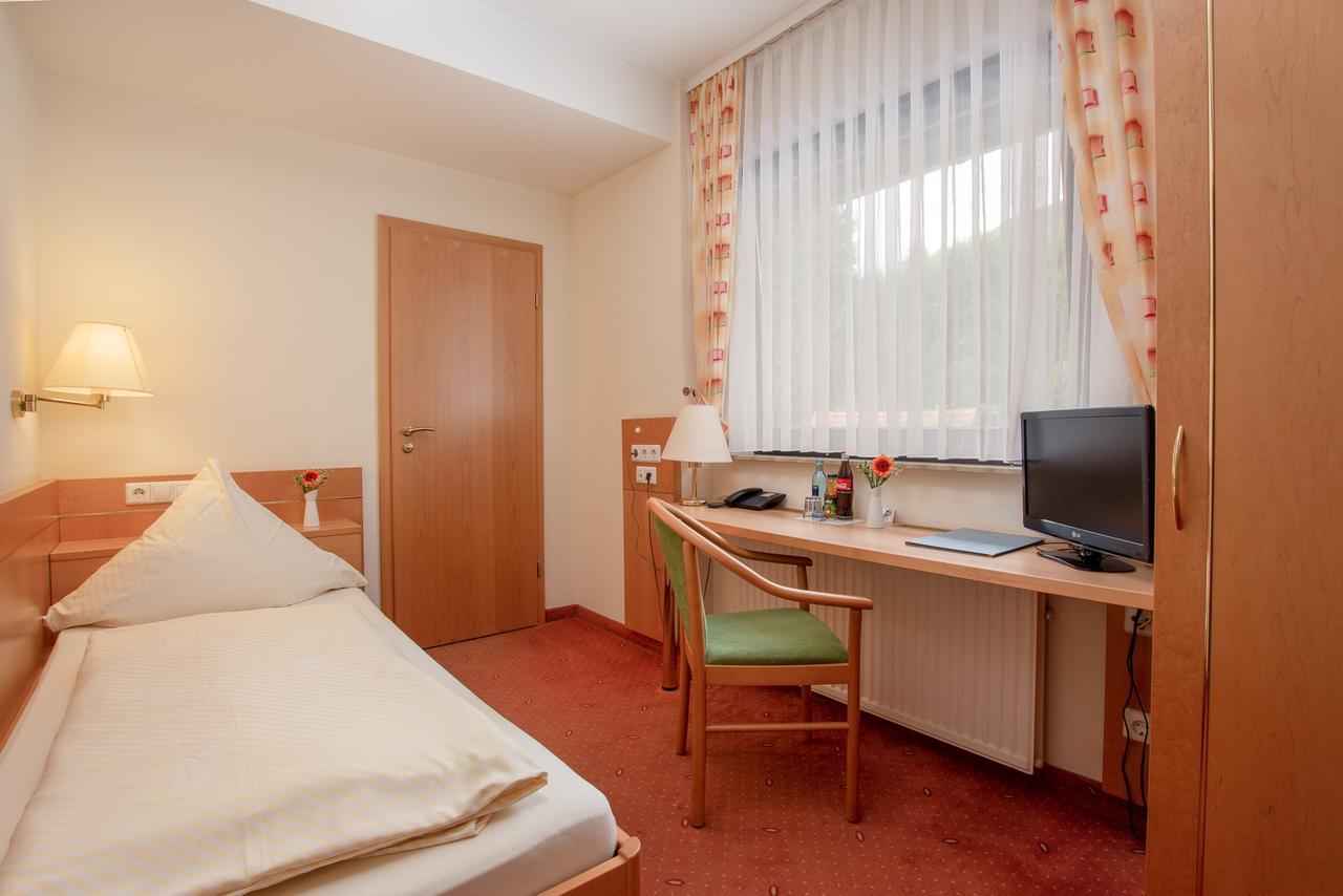 Zum Waldhorn Hotel Peterstal Екстериор снимка